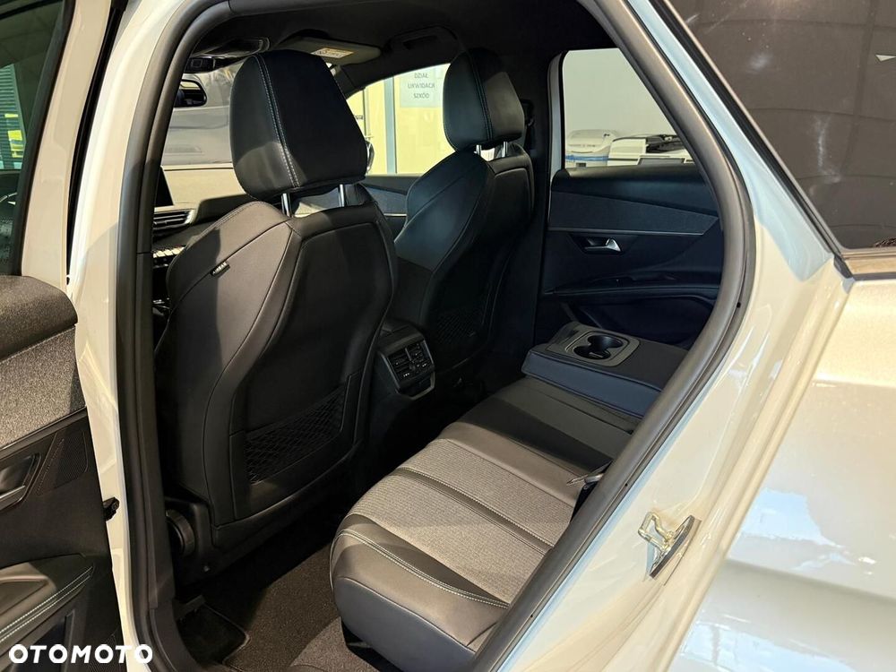 Peugeot 3008 1.2 PureTech GPF Allure S&S EAT8 - 26