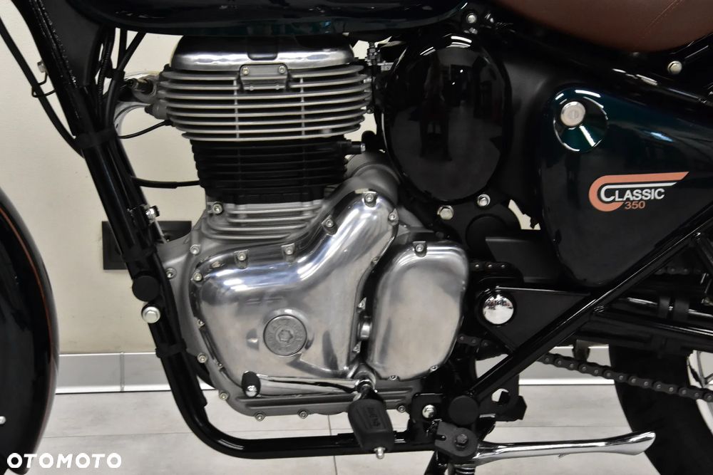 Royal Enfield Classic - 26