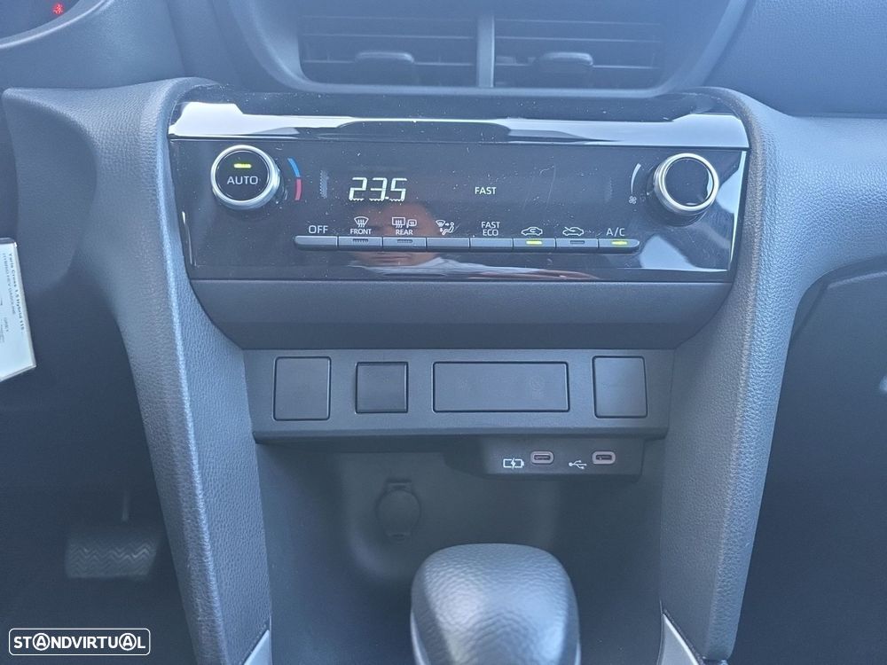 Toyota Yaris Cross 1.5 Hybrid Comfort Plus - 22