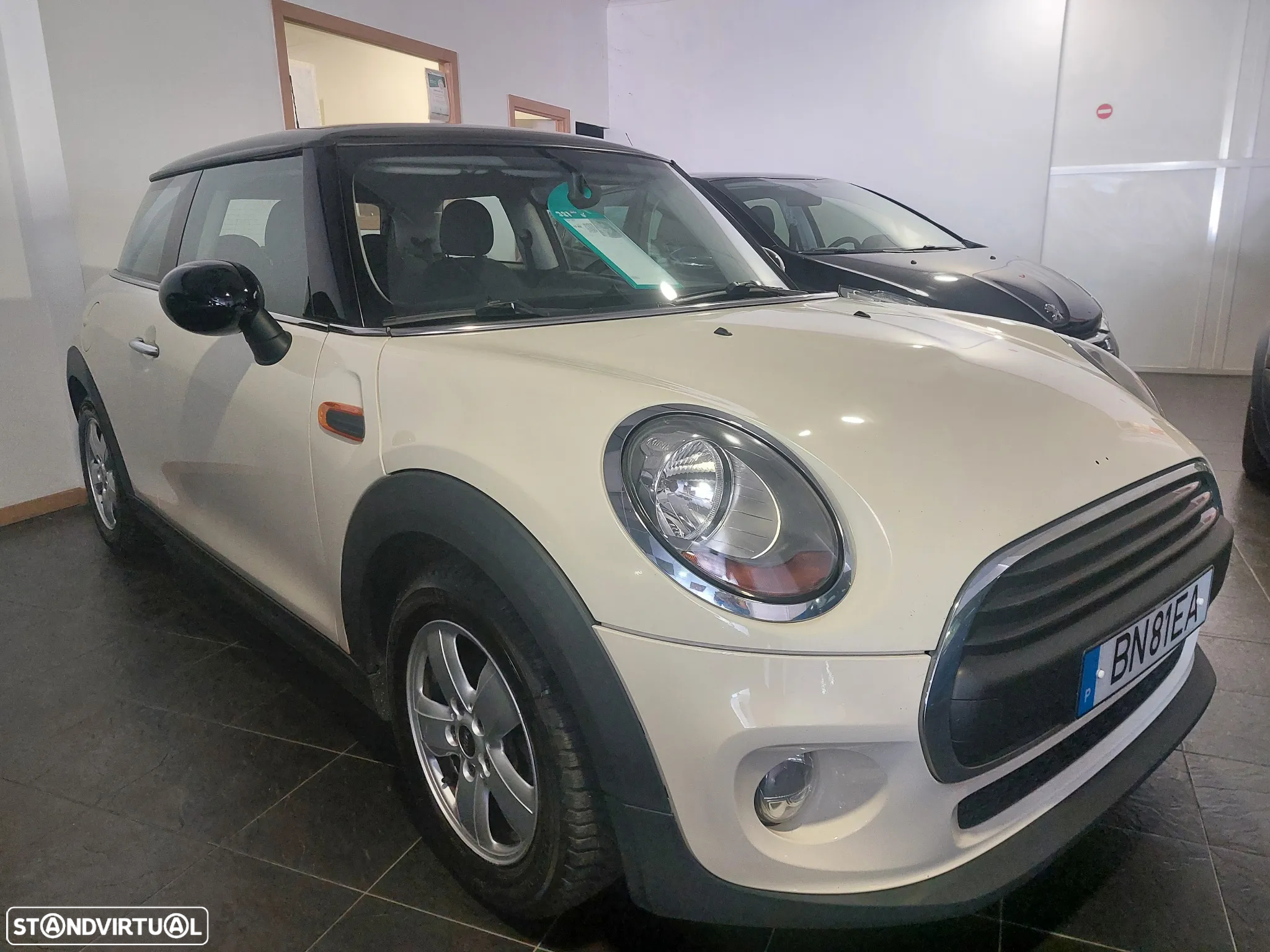 MINI 3 Portas One D Metropolitan - 2