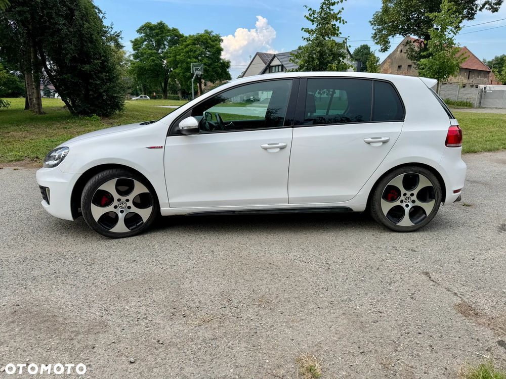 Volkswagen Golf 2.0 TSI GTI DSG - 4