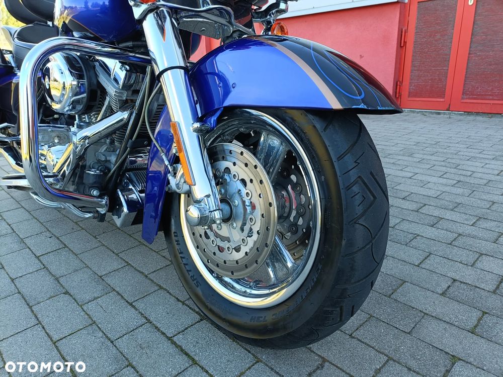 Harley-Davidson FLH Electra Glide - 10