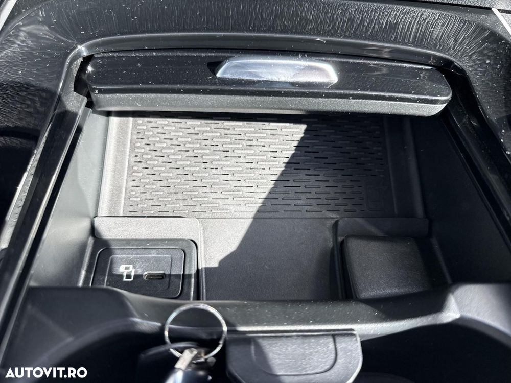 Mercedes-Benz EQB 300 4MATIC - 22