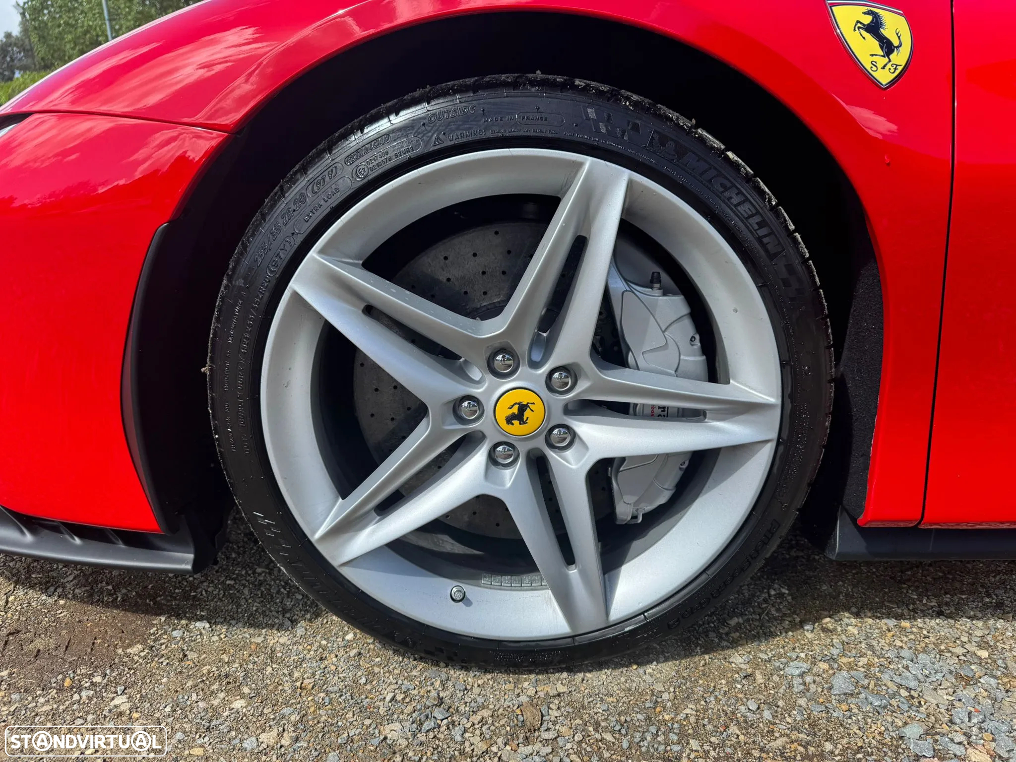 Ferrari SF90 Spider - 24