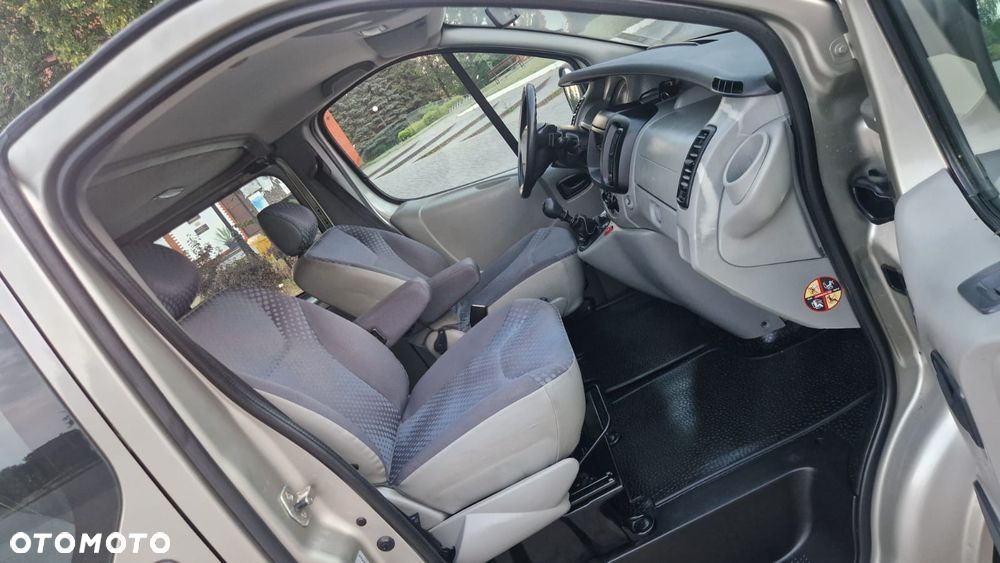 Renault Trafic - 20