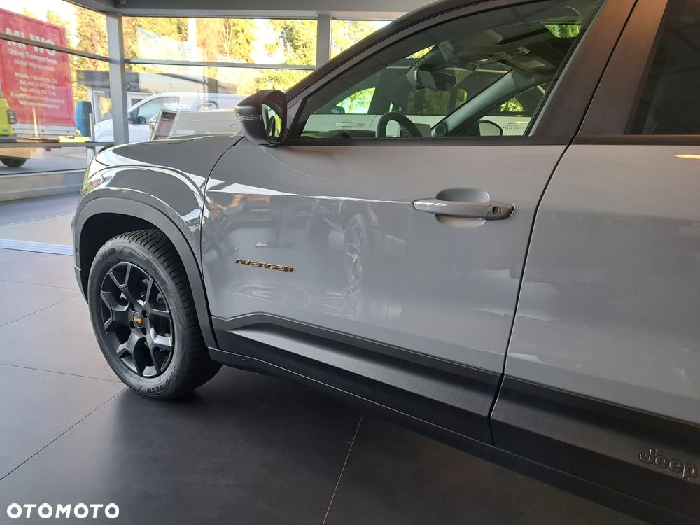 Jeep Avenger 1.2 T3 mHEV The North Face 4xe eDCT6 - 8