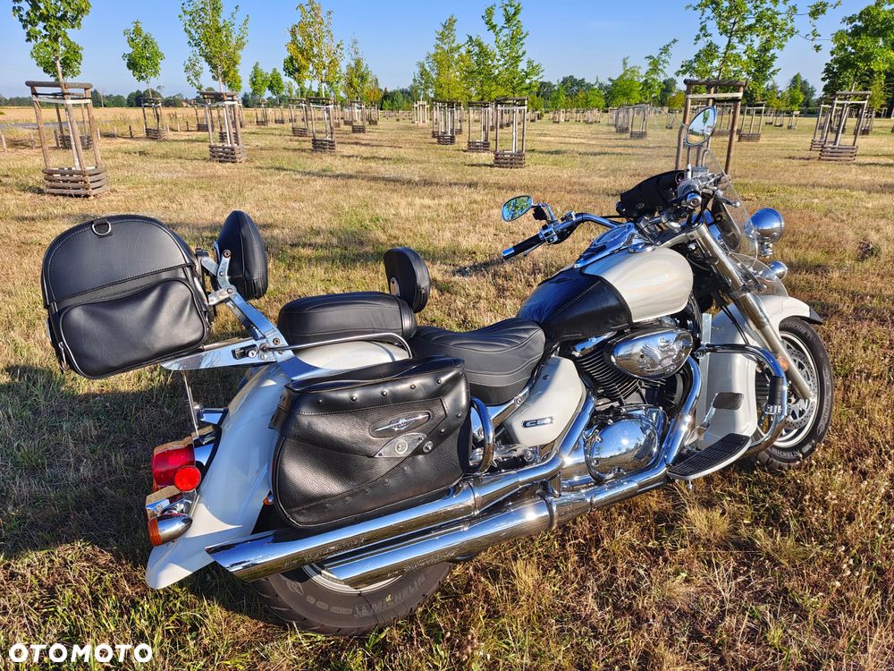 Suzuki VL 800 Volusia - Boulevard C50 - 3