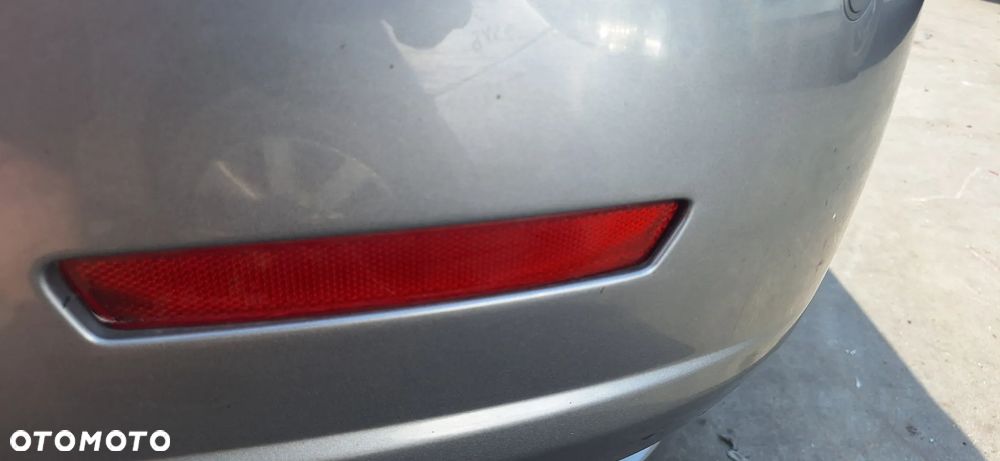 Alfa Romeo 159 Sedan  Zderzak Tył Tylny Pod Pdc Kod Lakieru 651 - 25