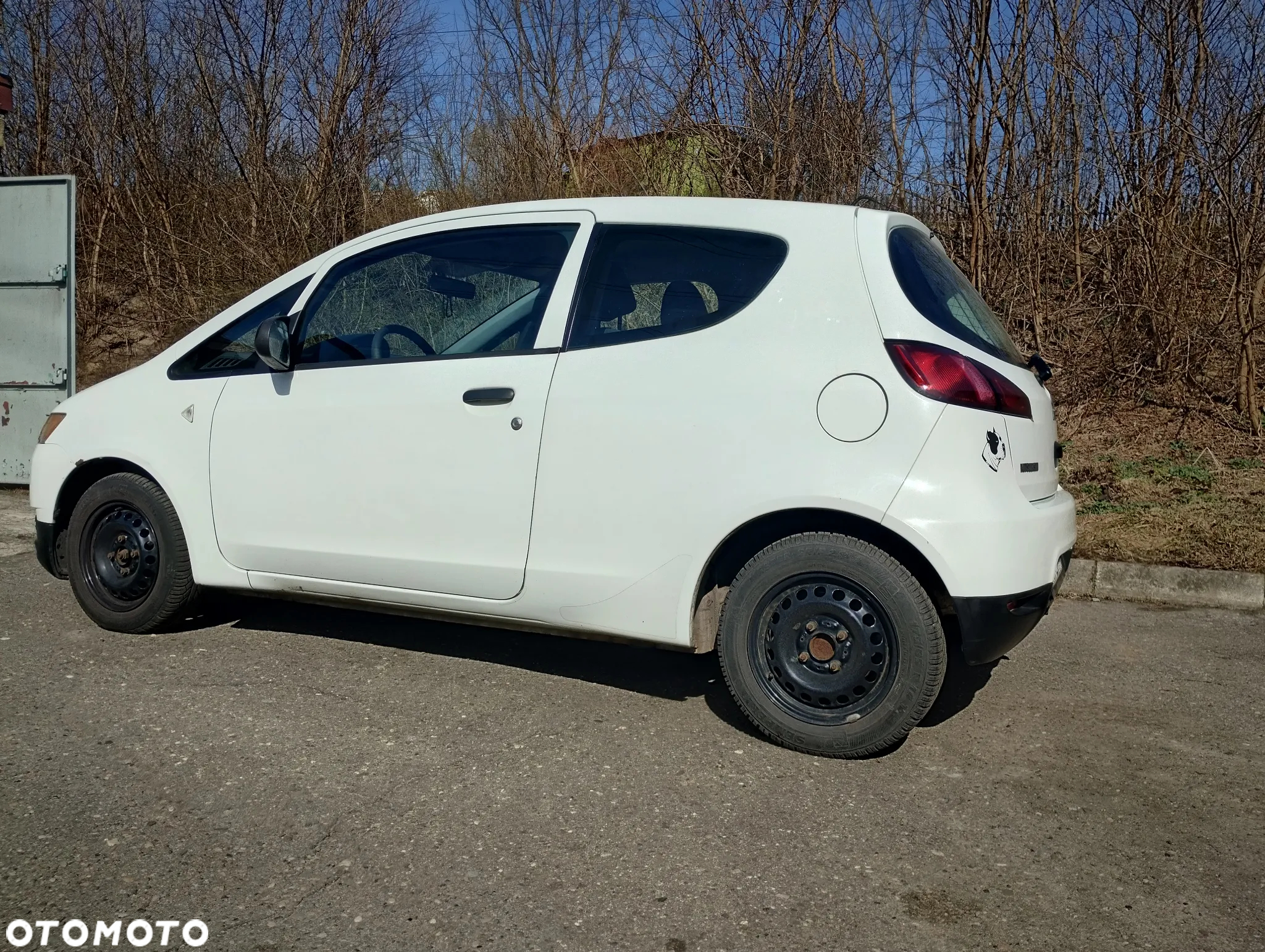 Mitsubishi Colt - 3
