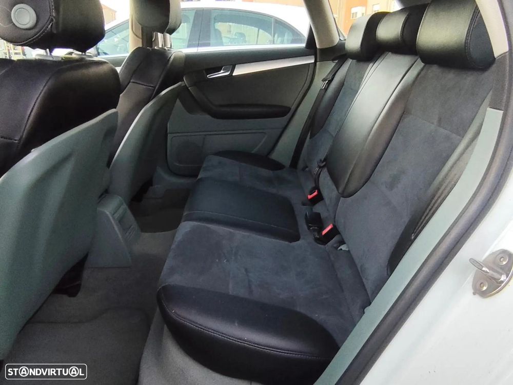 Audi A3 Sportback 1.6 TDI S-line - 12