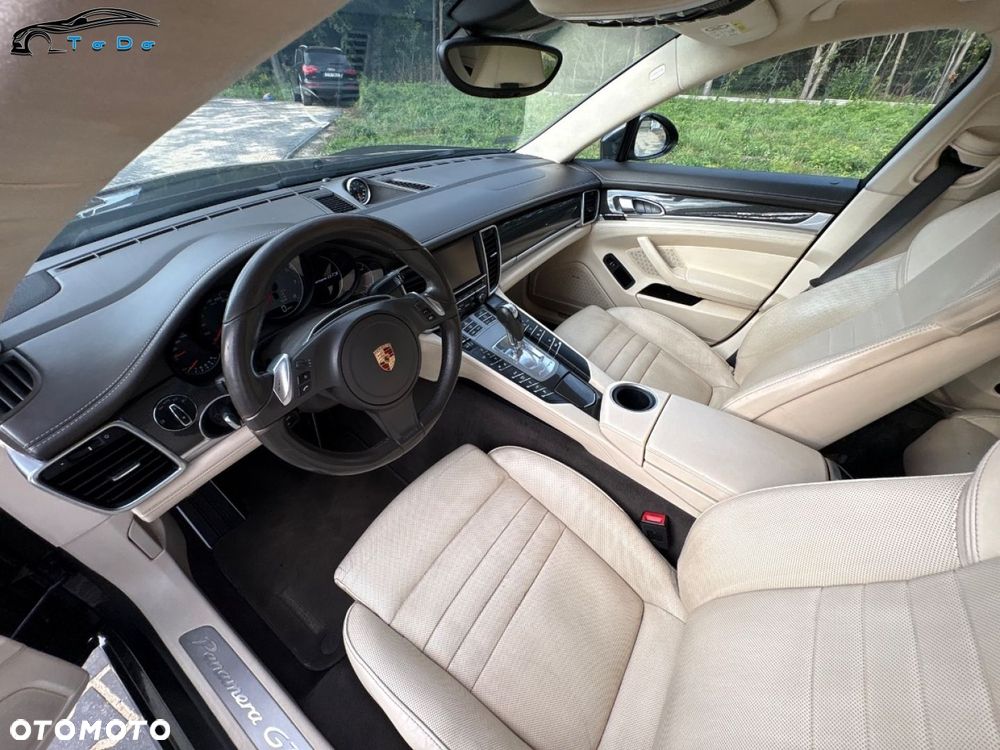 Porsche Panamera GTS PDK - 23