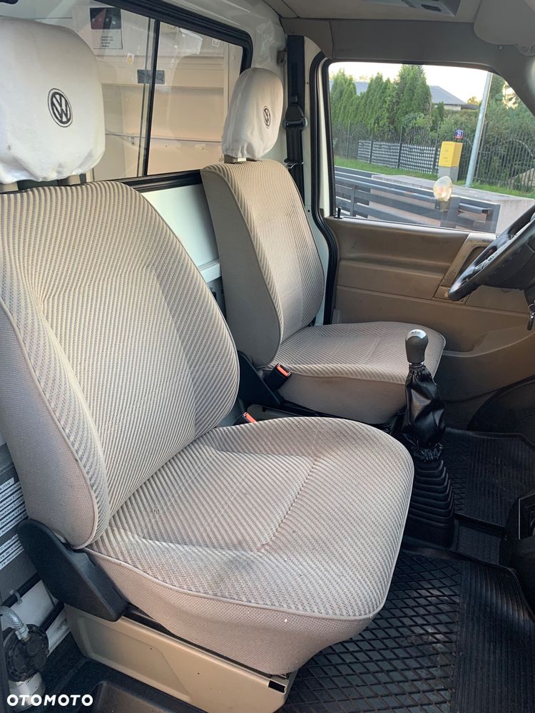 Volkswagen Transporter - 5