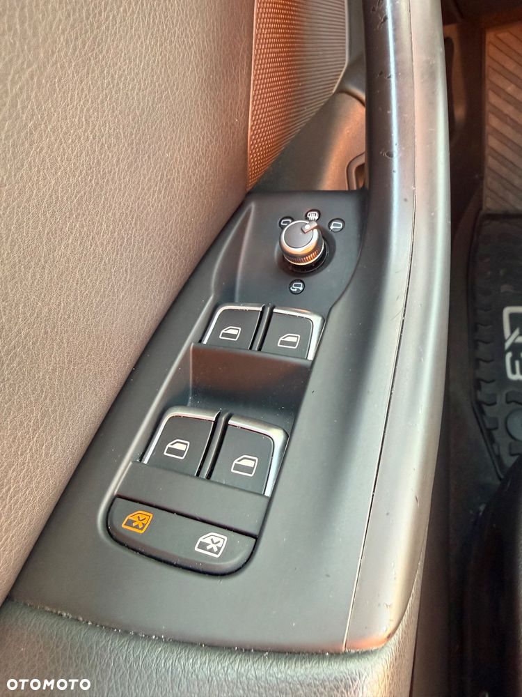 Audi Q3 40 TFSI Quattro S tronic - 25