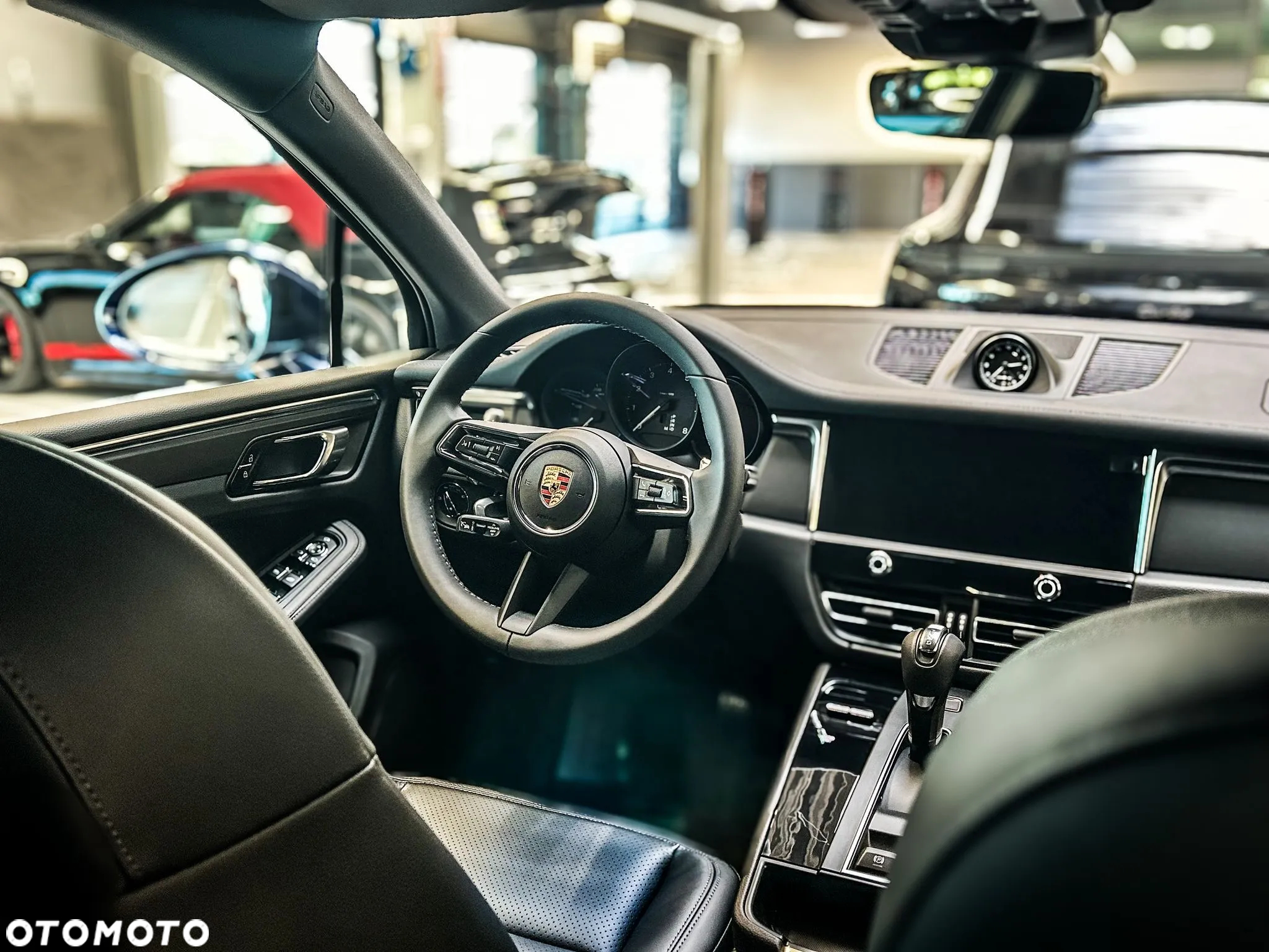 Porsche Macan Standard - 10