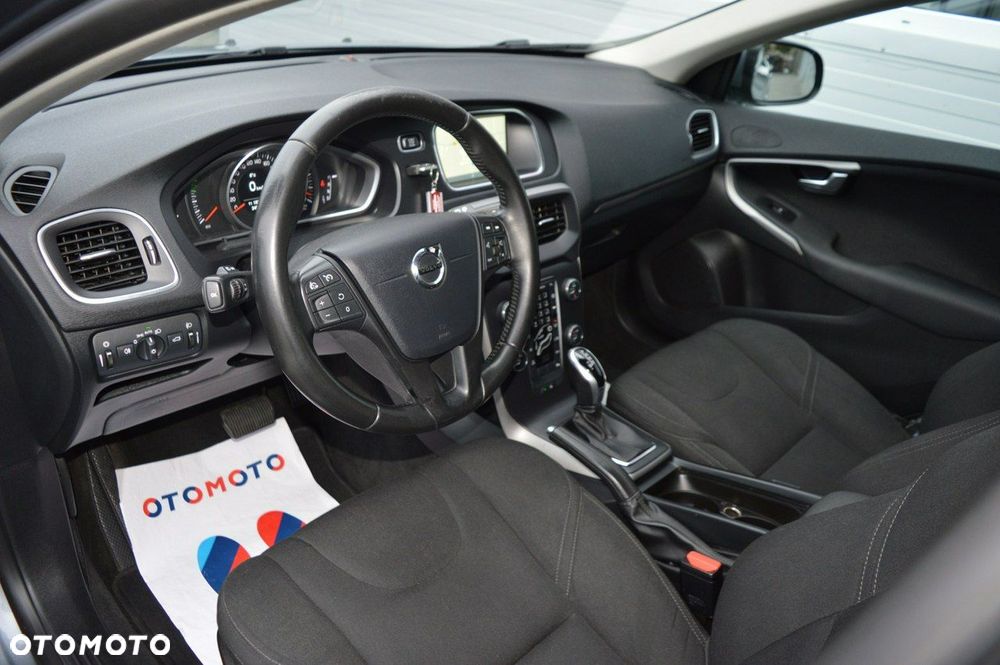 Volvo V40 D2 Geartronic Kinetic - 17