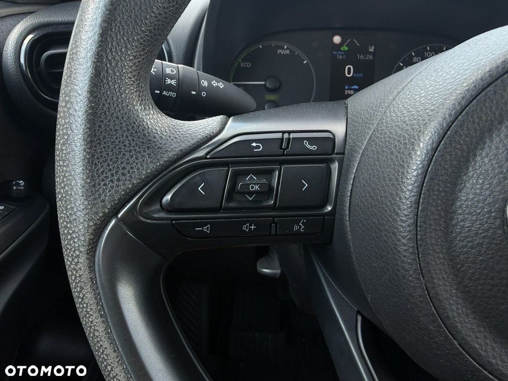 Toyota Yaris Hybrid 1.5 Active - 18