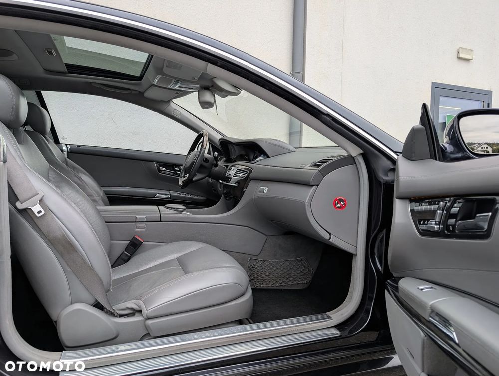 Mercedes-Benz CL - 7