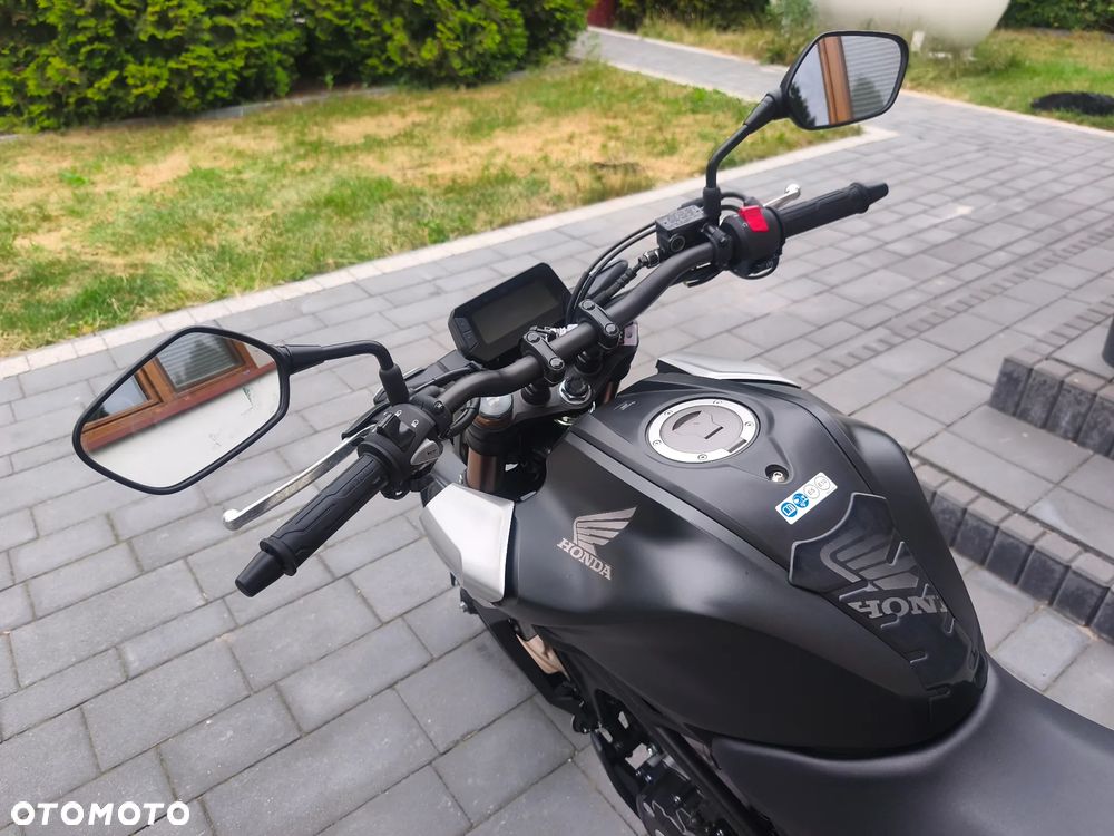 Honda CB - 18