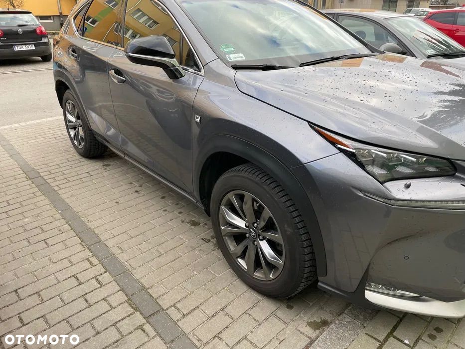Lexus NX 200t F Sport AWD - 4