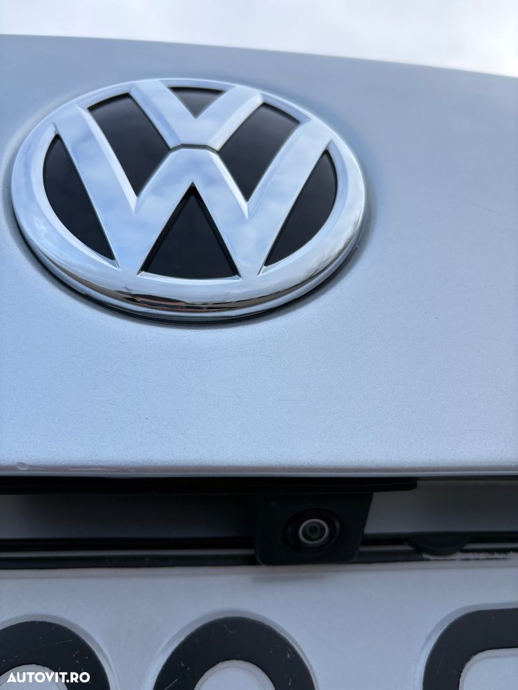 Volkswagen Jetta 2.0 TDI Life - 4