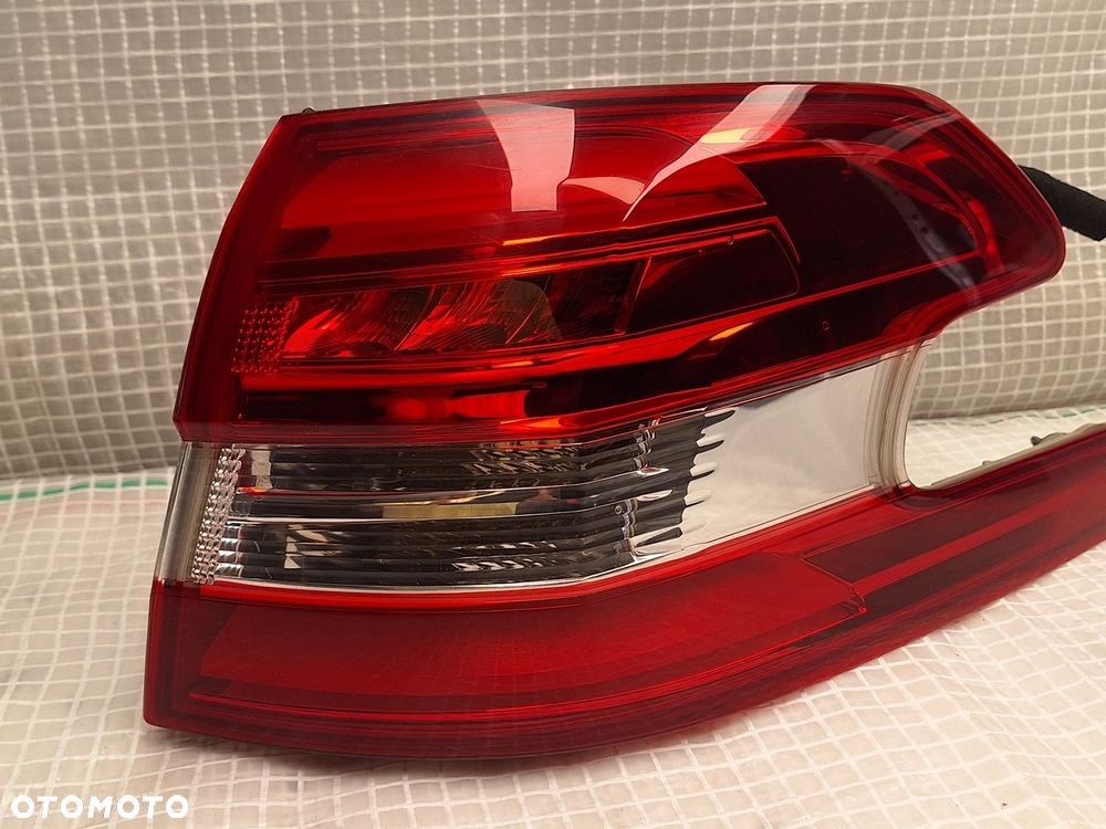 lampa tyl tylna prawa peugeot 308 II t9 2013-2017 kombi sw 9678093880 europa orginal demontaz - 4