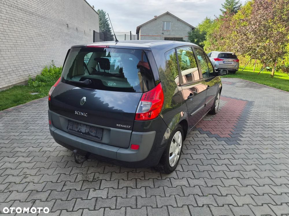 Renault Scenic 2.0 16V Expression - 10