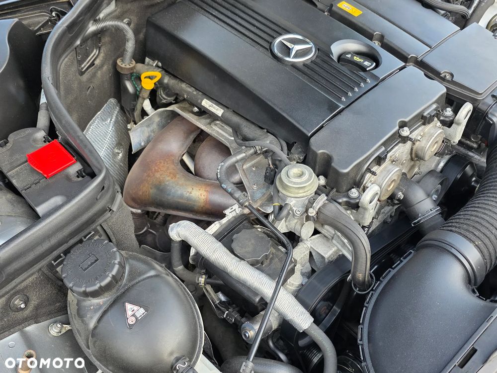 Mercedes-Benz Klasa C 180 Kompressor BlueEFFICIENCY - 31