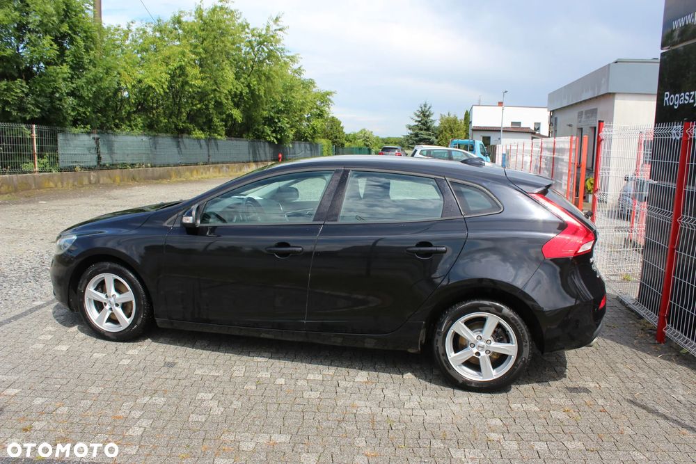 Volvo V40 T2 Summum - 10