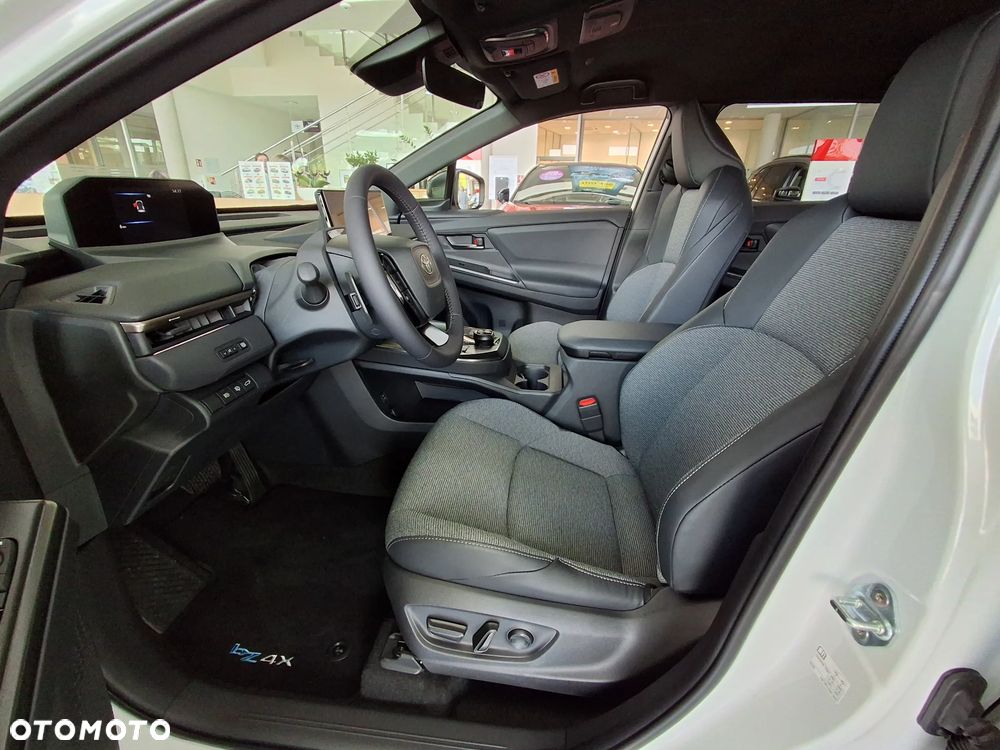 Toyota bZ4X 73.1kWh 4x4 Style - 17