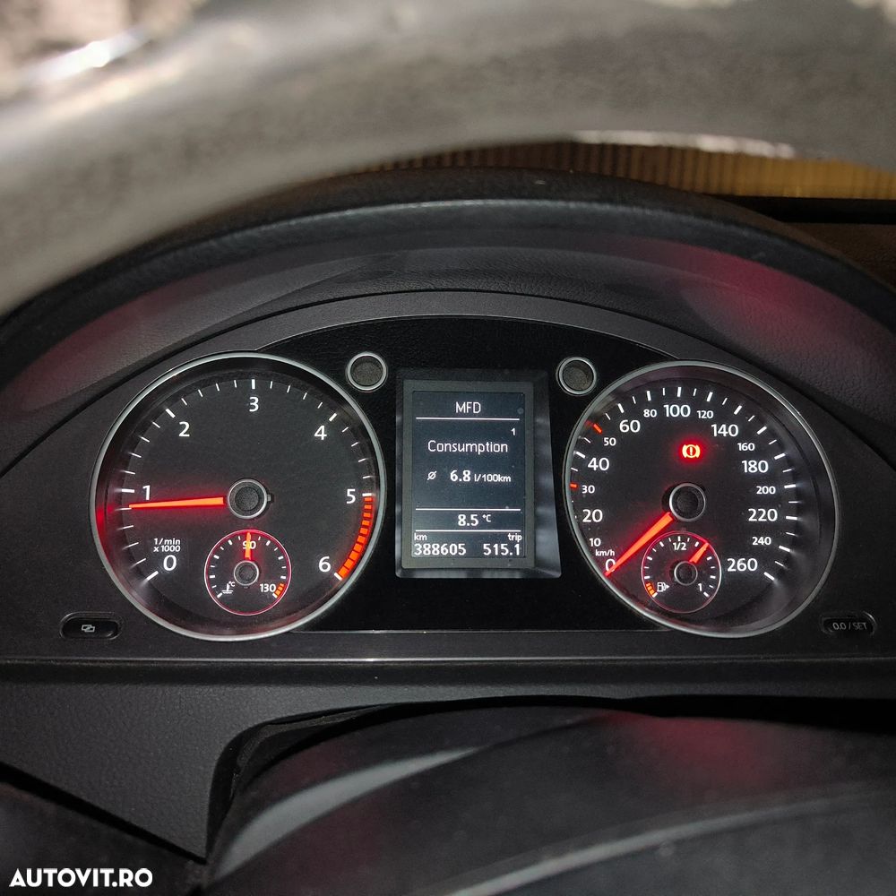 Volkswagen Passat 2.0 TDI Comfortline DPF - 8