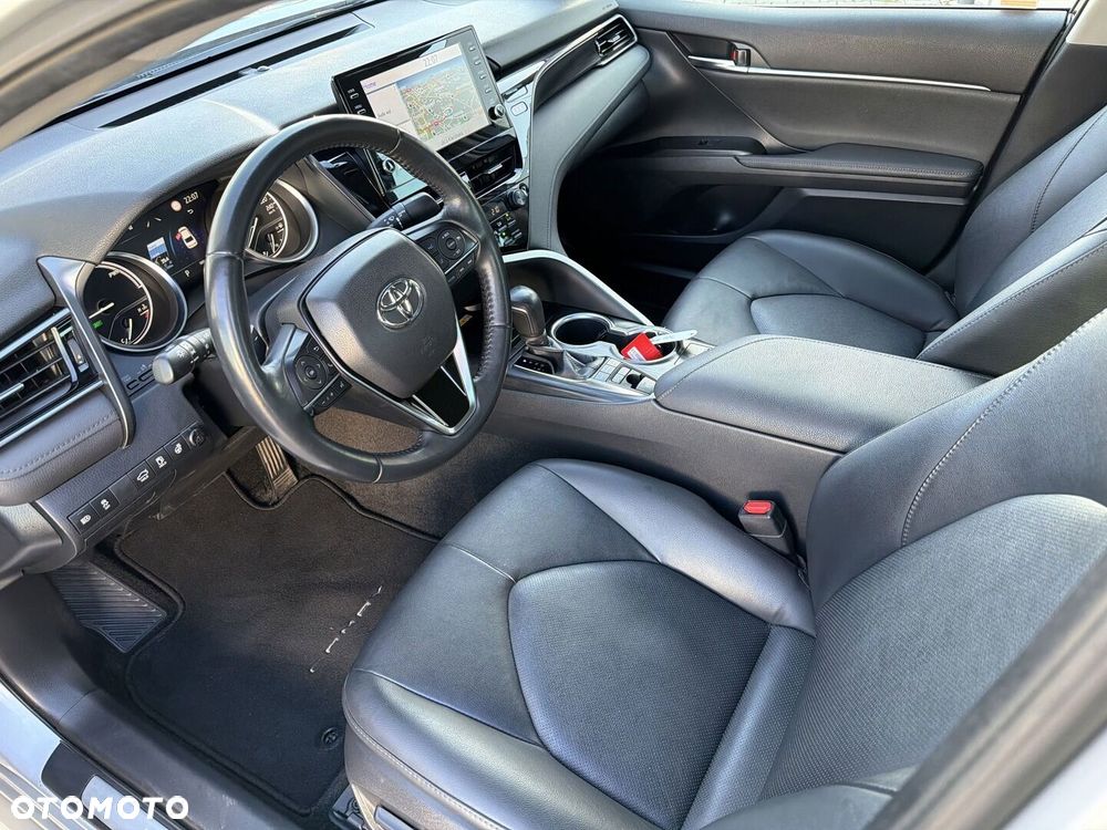 Toyota Camry 2.5 Hybrid Executive CVT - 15