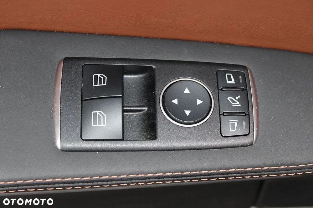 Mercedes-Benz AMG GT C - 13