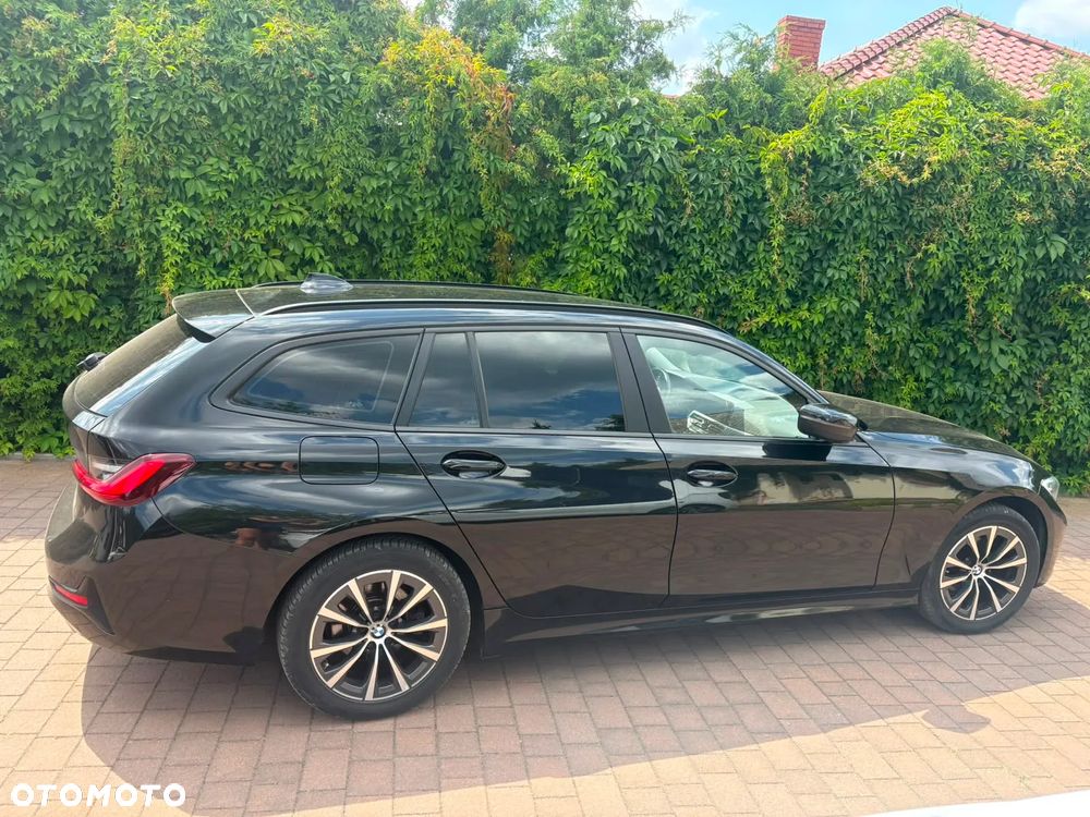 BMW Seria 3 318d MHEV Business Edition - 12
