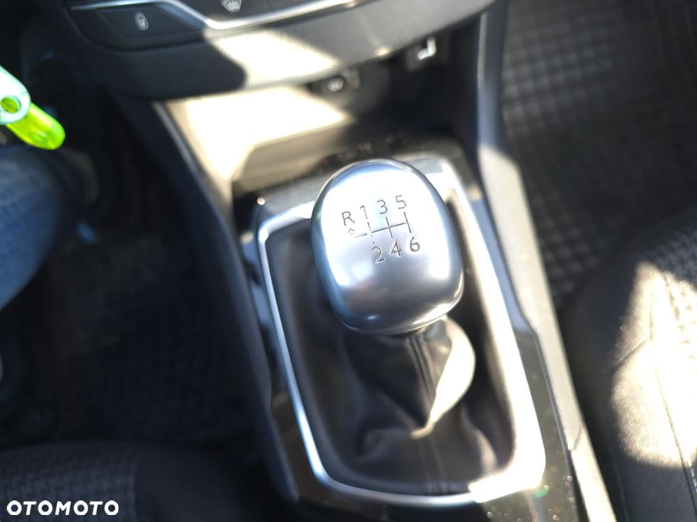 Peugeot 308 1.5 BlueHDi Business Line S&S - 27