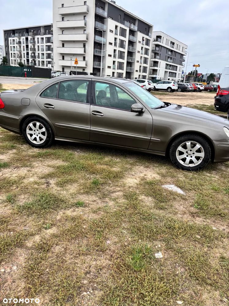 Mercedes-Benz Klasa E - 2