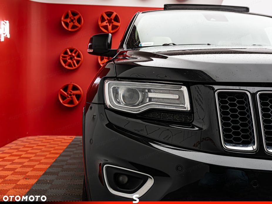 Jeep Grand Cherokee - 29