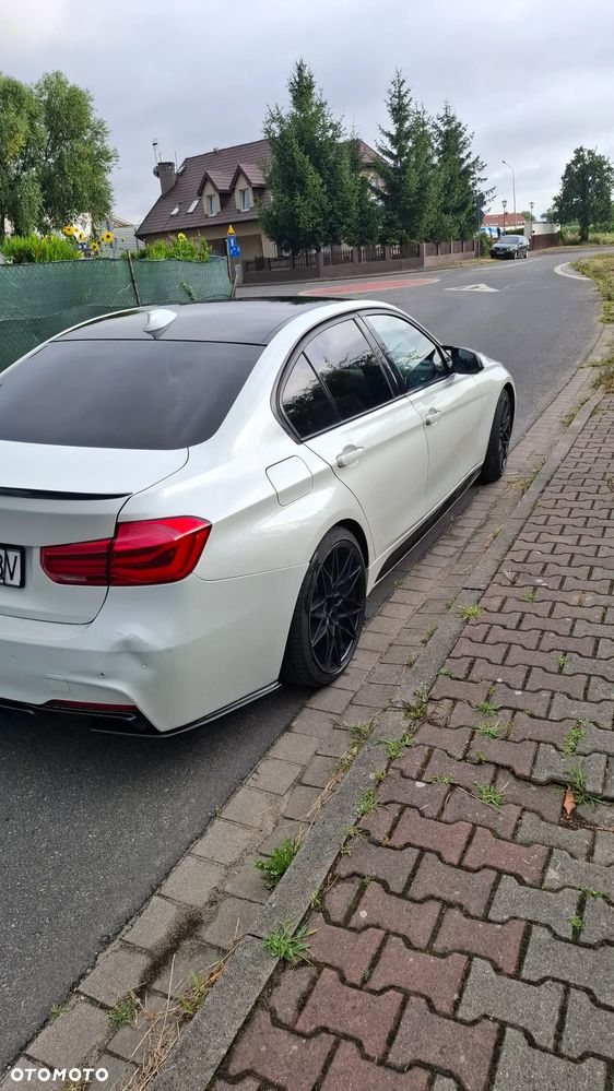 BMW Seria 3 318d - 6