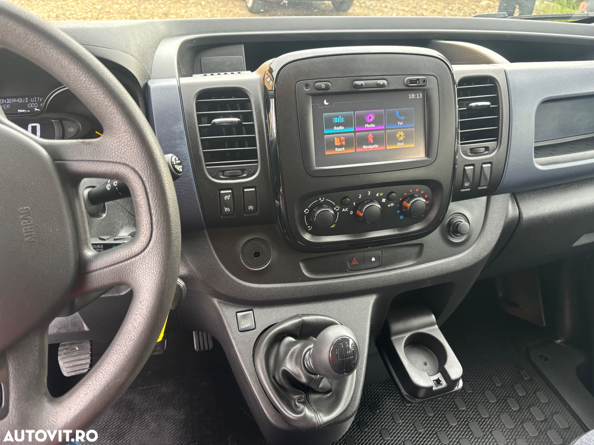 Opel Vivaro - 6