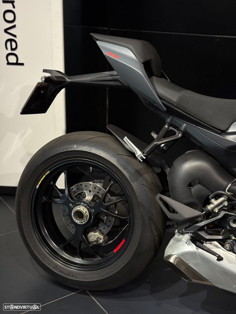 Ducati Streetfighter V4 S - 8