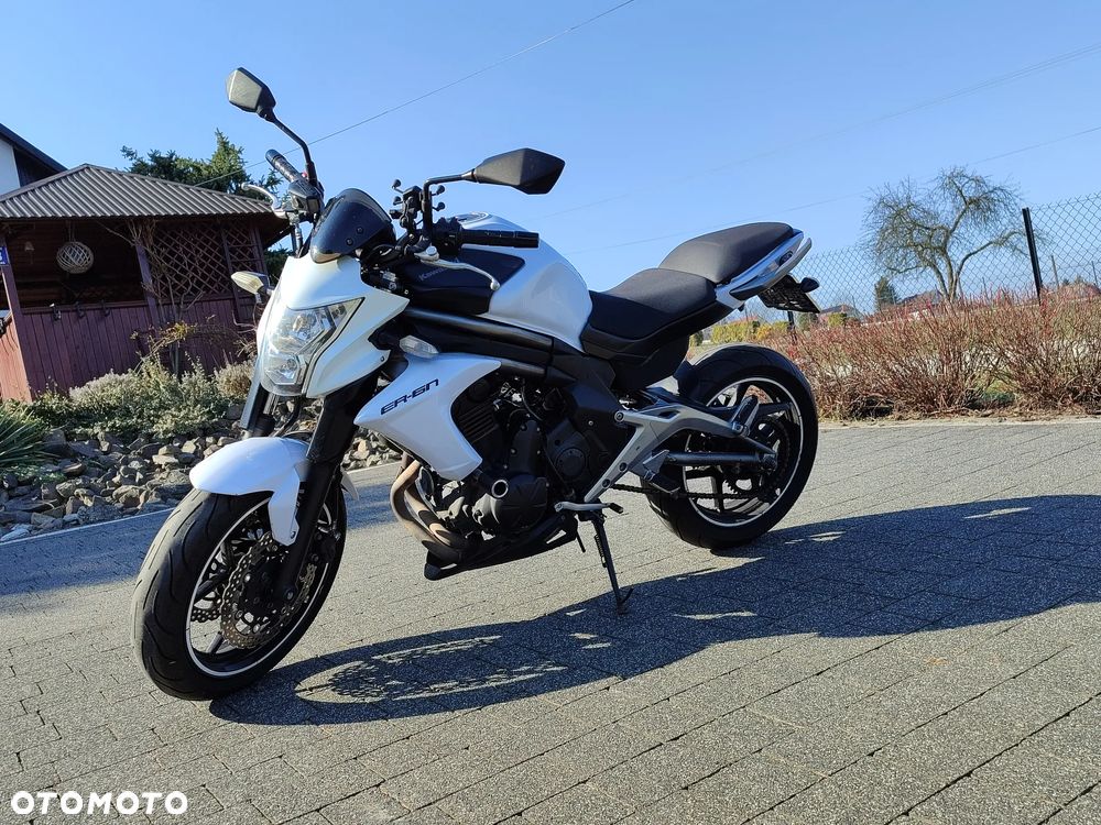 Kawasaki ER - 1