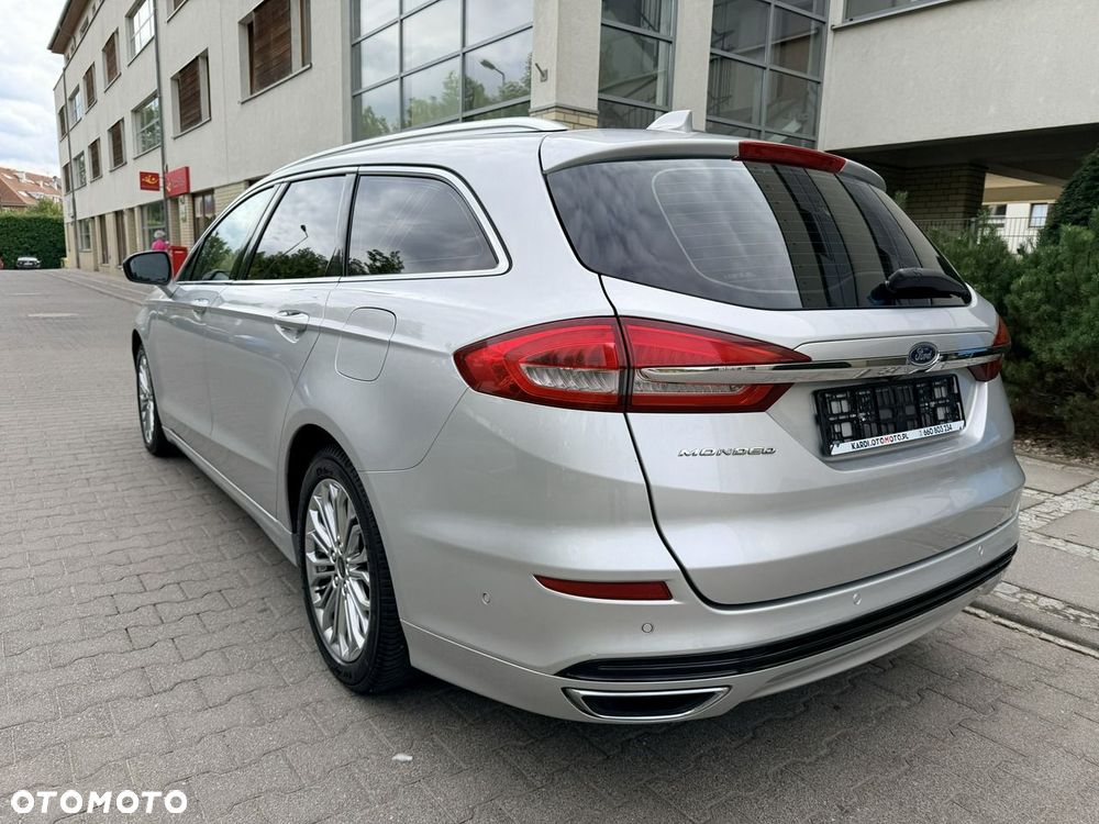 Ford Mondeo - 9