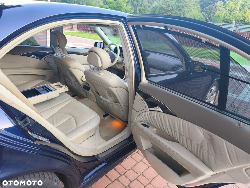 Mercedes-Benz Klasa E 320 4Matic Automatik Avantgarde - 28