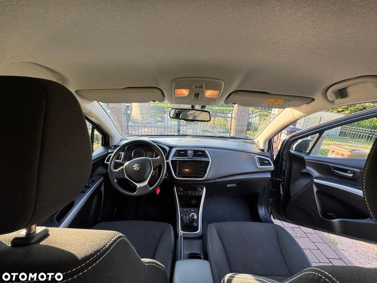 Suzuki SX4 S-Cross 1.0 T Premium - 29