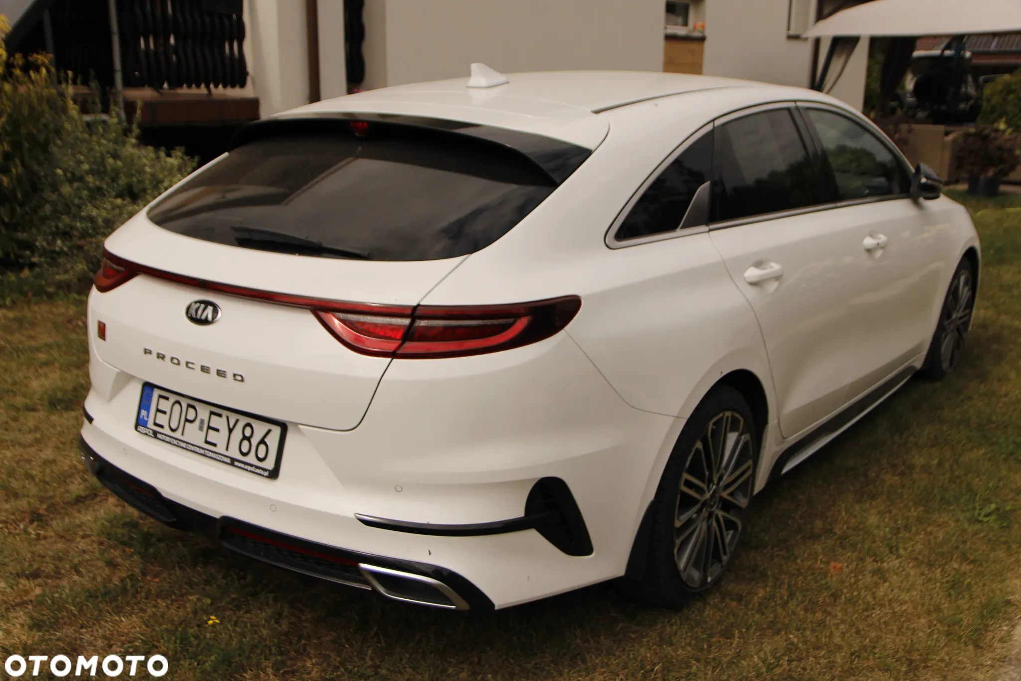 Kia ProCeed 1.4 T-GDI GT Line DCT - 12