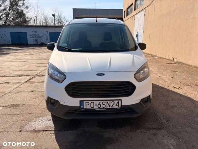 Ford transit courier - 8