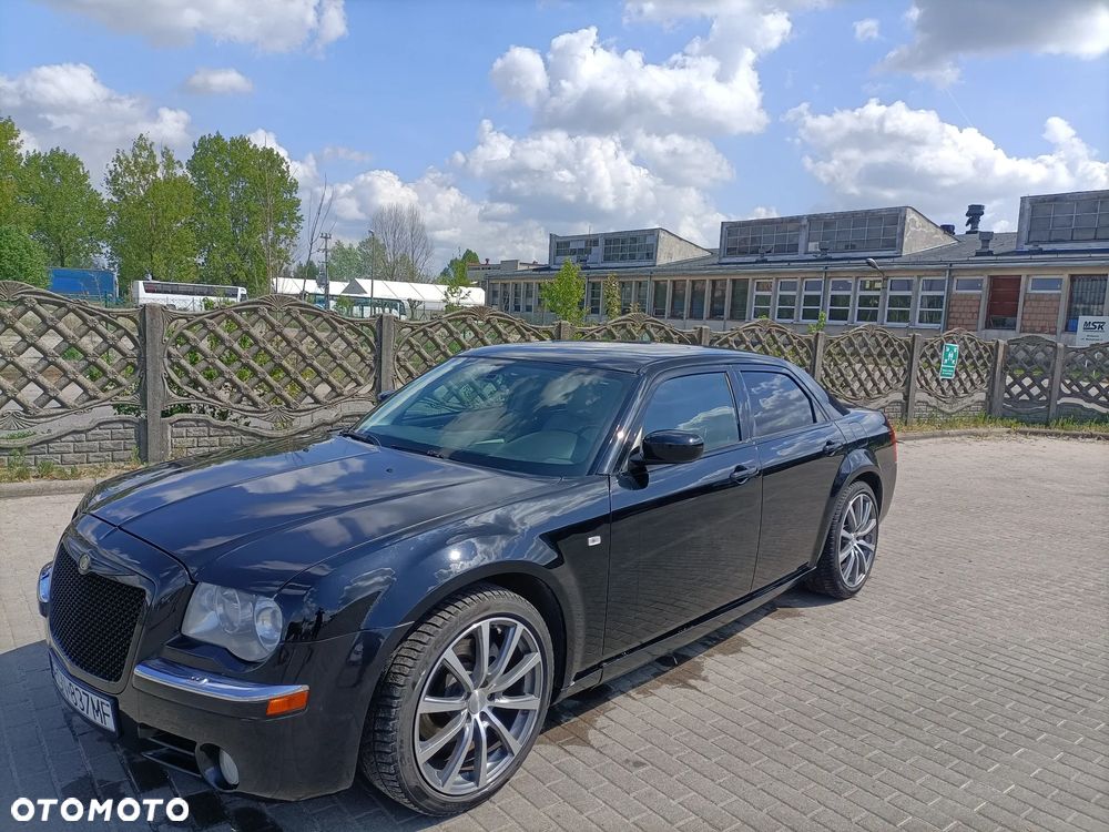 Chrysler 300C 5.7 V8 Hemi - 9