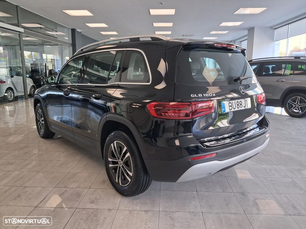 Mercedes-Benz GLB 180 d Style - 8