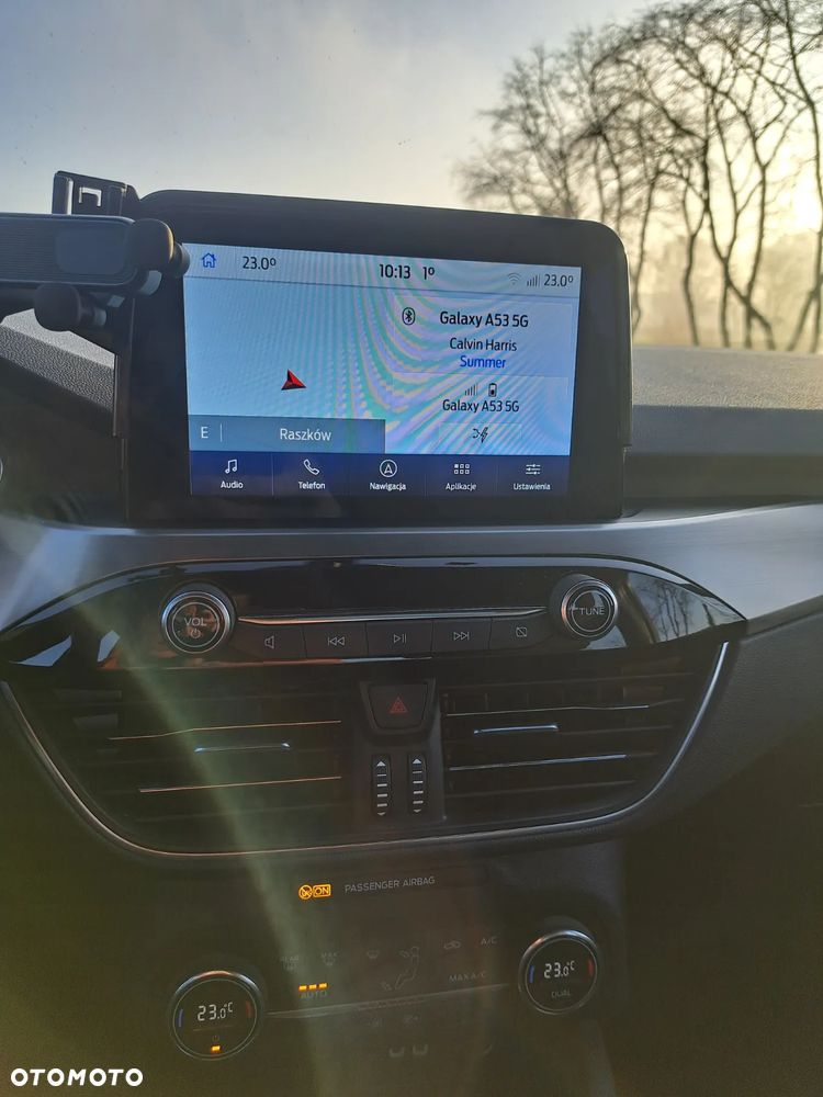 Ford Kuga 2.5 FHEV FWD Titanium - 22