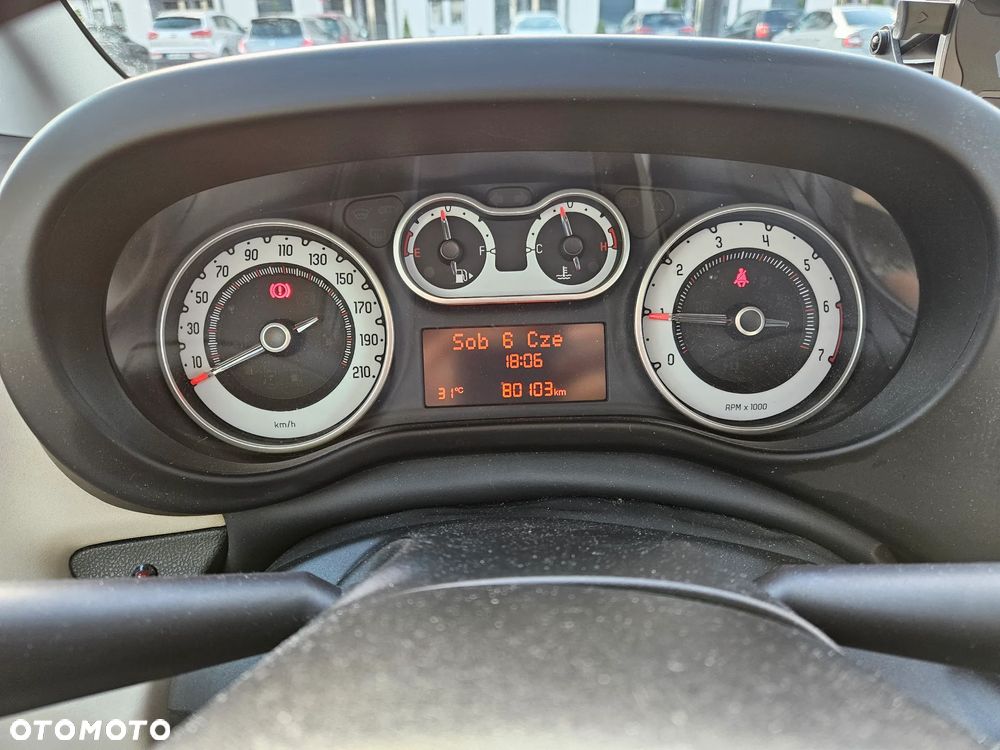 Fiat 500L 1.4 16V Easy - 18