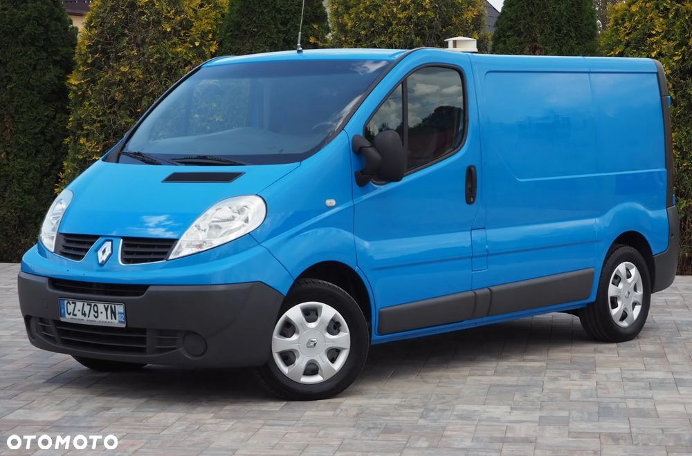 Renault TRAFIC - 11